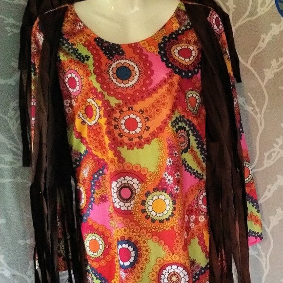 Hippie (M) Fringed Flower Child Adult Costume Outfit - Picture 5 of 10